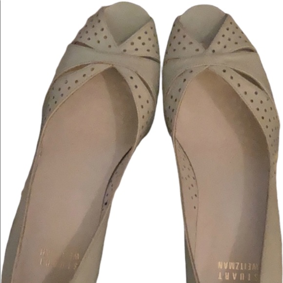 Stuart Weitzman Shoes - 🦋 Stuart Weitzman Pumps, light green, sz 7